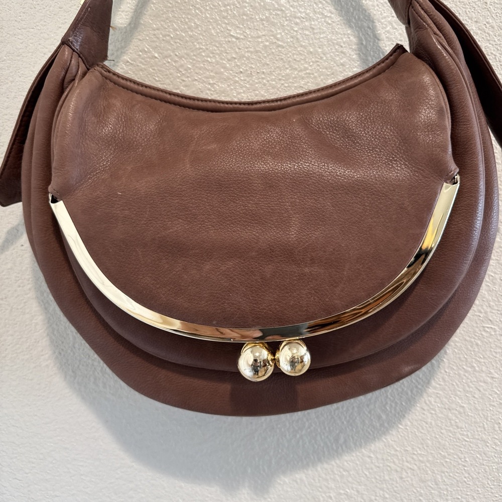 Vtg Y2K Bulga Brown Leather Kisslock Shoulder Bag Purse Satchel Buckle Details‎ - Picture 2 of 16